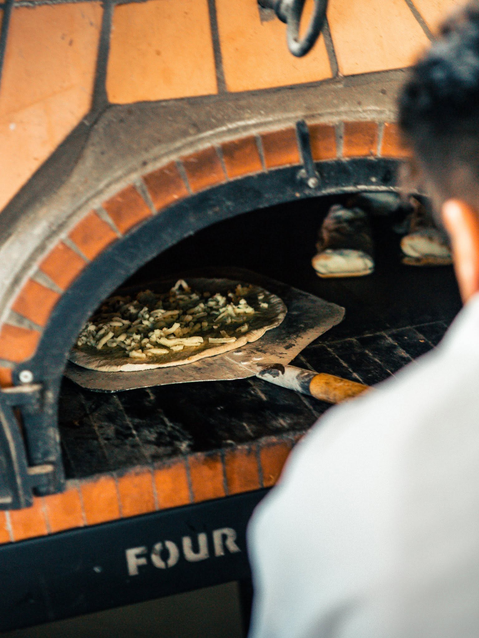 Pizza no forno do Bambino